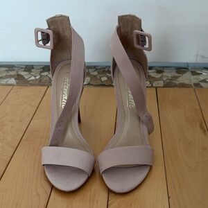 Chic Mauve Heels for Women